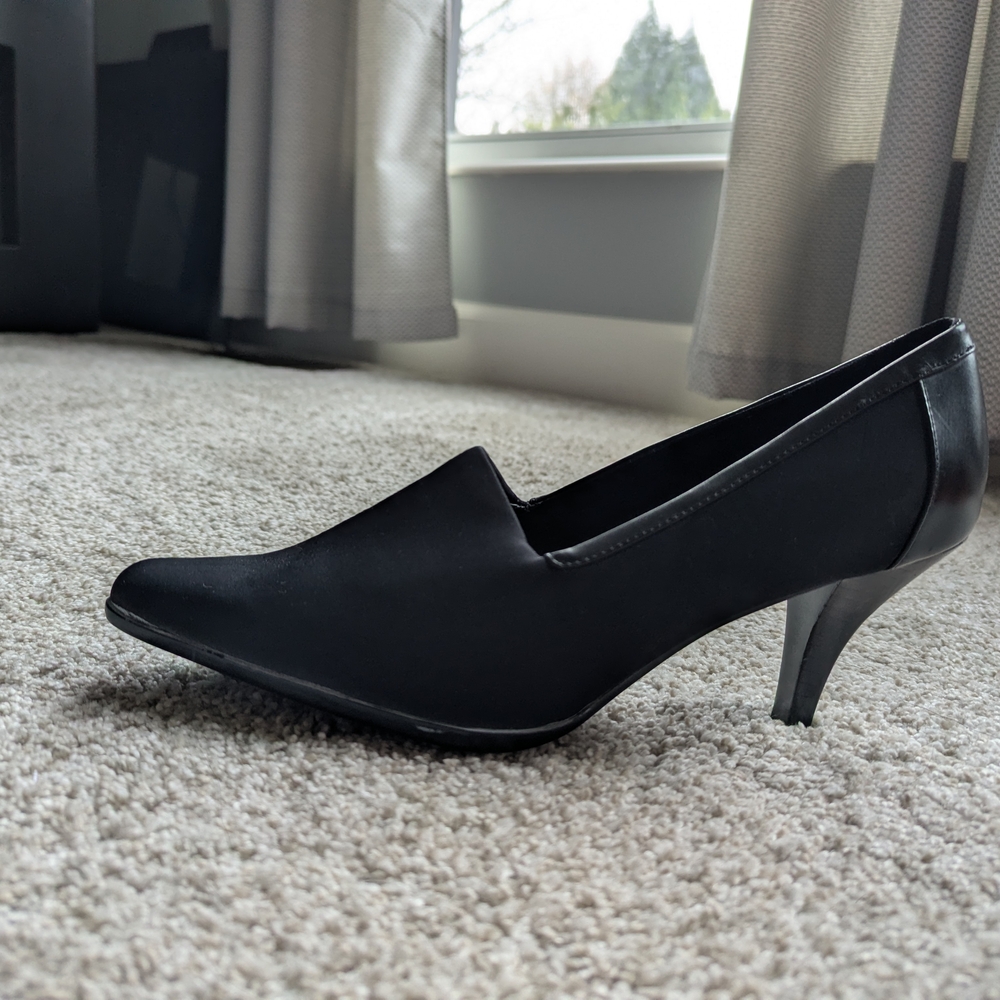 AEROSOLES Black Women's Heels